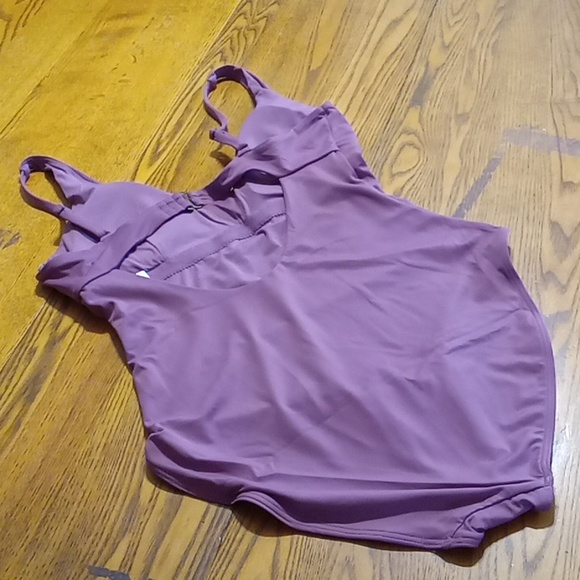 Andie Womens Medium Swimsuit TAHITI CACTUS FLOWER EGGPLANT NEW Beach Resort Pool - Picture 4 of 8